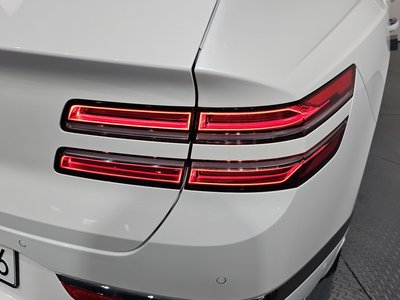GENESIS GV80 - 10