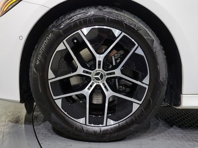 MERCEDES-BENZ E-CLASS - 6