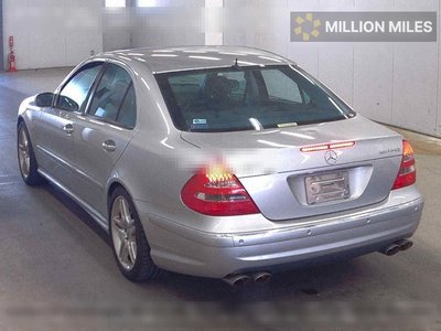 MERCEDES-BENZ E-CLASS - 2