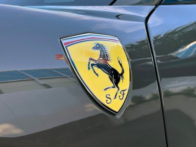 صورة 7 لـ 2025 Ferrari 296 GTS