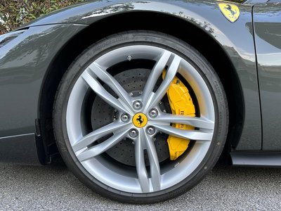 صورة 6 لـ 2025 Ferrari 296 GTS