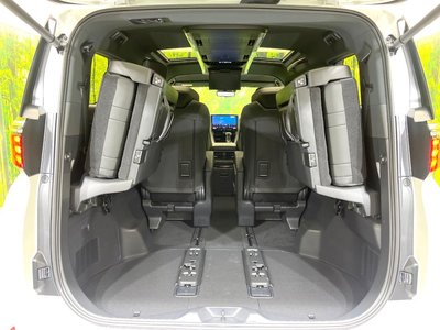 2025 TOYOTA ALPHARD — миниатюра 11