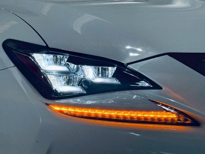 صورة مصغرة 28 لـ 2016 Lexus RC F