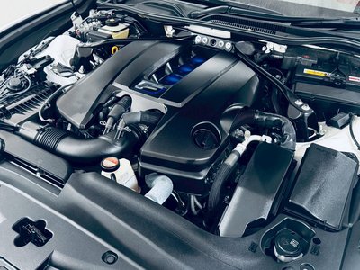2016 Lexus RC F photo 3