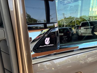 2023 TOYOTA ALPHARD photo 5