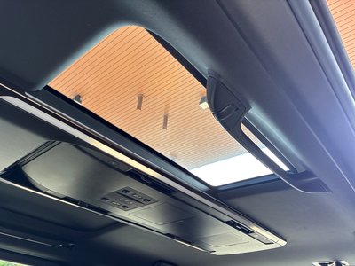 2023 TOYOTA ALPHARD photo 4