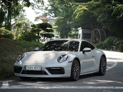 PORSCHE 911 - 1