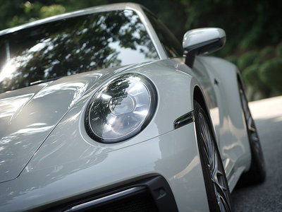 PORSCHE 911 - 5