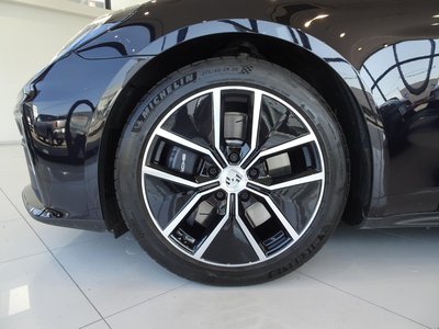 2025 Porsche PANAMERA — миниатюра 12