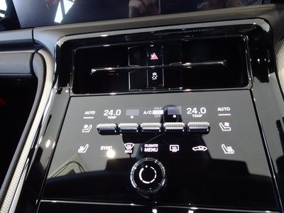 2025 Porsche PANAMERA — миниатюра 32