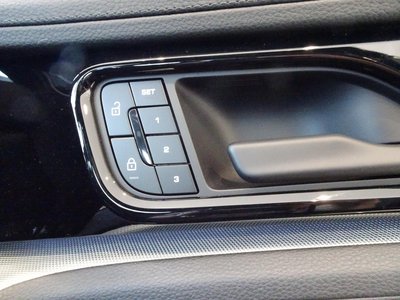 2025 Porsche PANAMERA — миниатюра 60