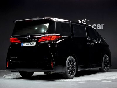 TOYOTA ALPHARD - 4