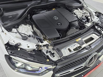 MERCEDES-BENZ GLC - 7