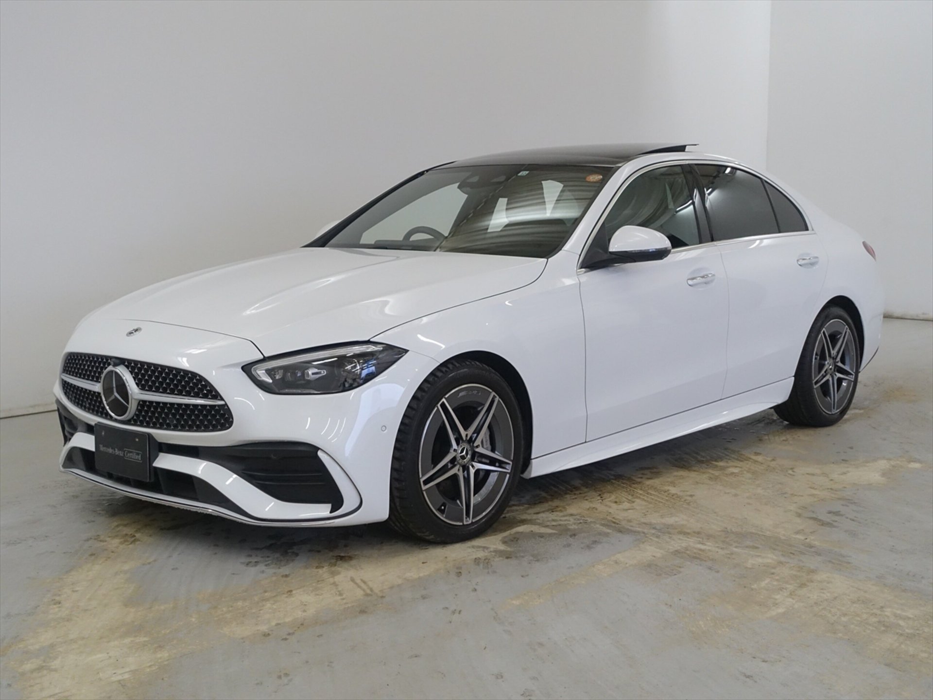 MERCEDES-BENZ C-CLASS - View 1