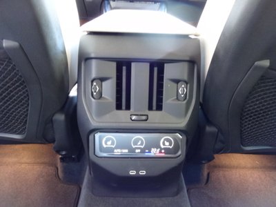 2025 BMW X3 — миниатюра 17