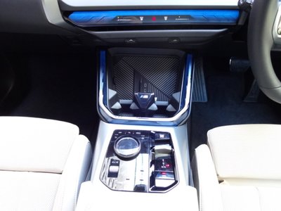 2025 BMW X3 — миниатюра 35