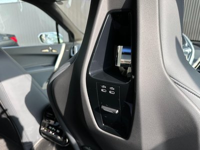 صورة مصغرة 24 لـ 2023 BMW IX