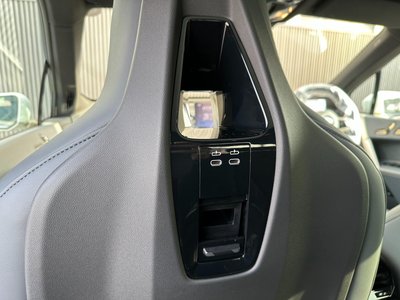 صورة مصغرة 23 لـ 2023 BMW IX