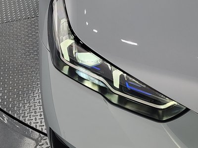 2025 BMW 5 SERIES — фото 9