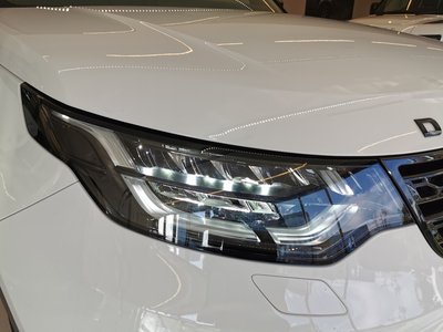 LAND ROVER DISCOVERY - 8