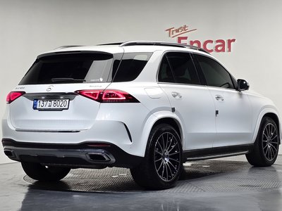 2021 Mercedes-BENZ GLE — фото 3