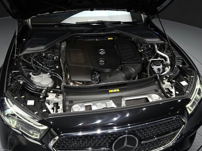 MERCEDES-BENZ E-CLASS - 7