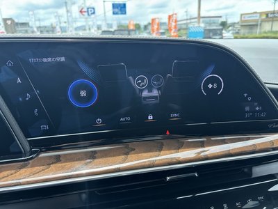 صورة مصغرة 42 لـ 2023 Cadillac ESCALADE