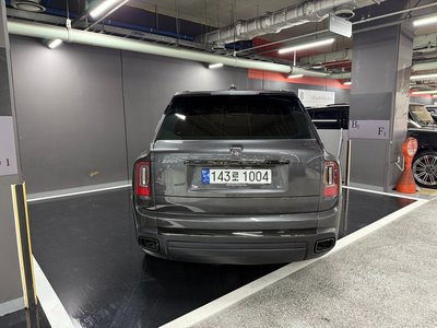 ROLLS-ROYCE CULLINAN - 3