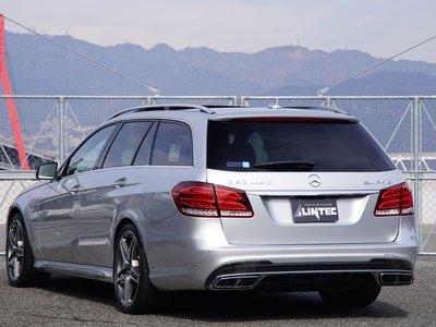 MERCEDES-BENZ E-CLASS AMG - 8
