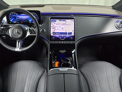 MERCEDES-BENZ EQE - 5