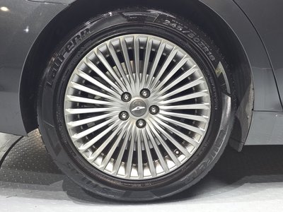 2021 Genesis G90 照片 6