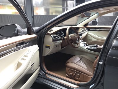 صورة مصغرة 13 لـ 2021 Genesis G90