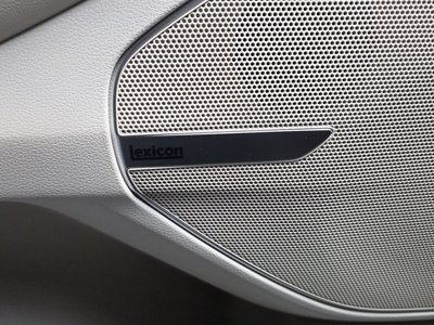 صورة مصغرة 38 لـ 2021 Genesis G90
