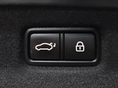 صورة مصغرة 35 لـ 2021 Genesis G90