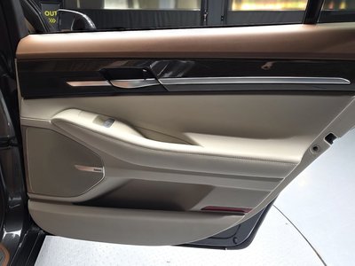 صورة مصغرة 15 لـ 2021 Genesis G90