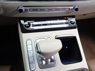 صورة مصغرة 12 لـ 2021 Genesis G90