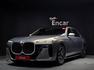 BMW 7 SERIES - 1