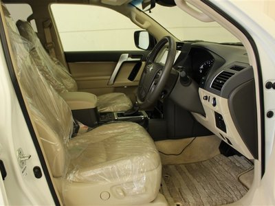 صورة مصغرة 27 لـ 2023 Toyota LAND CRUISER PRADO
