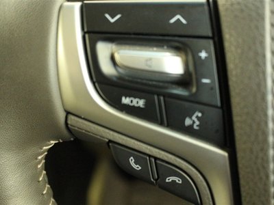 صورة مصغرة 20 لـ 2023 Toyota LAND CRUISER PRADO