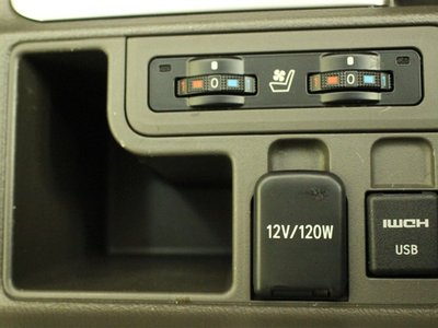 صورة مصغرة 25 لـ 2023 Toyota LAND CRUISER PRADO