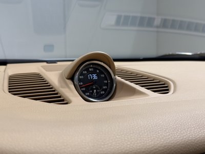 صورة 9 لـ 2016 Porsche 911