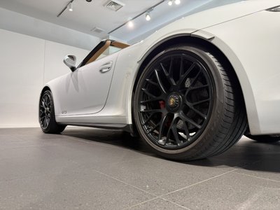صورة مصغرة 20 لـ 2016 Porsche 911
