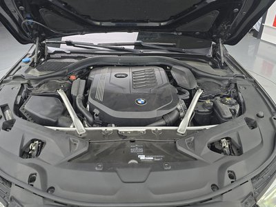 BMW 8 SERIES - 7