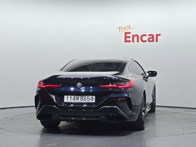 BMW 8 SERIES - 4