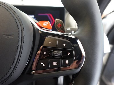 2025 BMW XM 缩略图 29