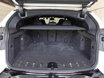 2025 BMW XM 缩略图 61