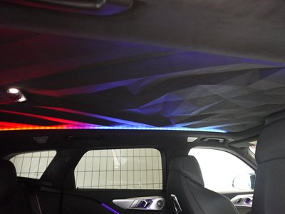 2025 BMW XM 缩略图 34