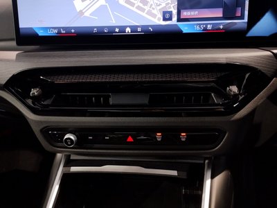 2025 BMW 3 SERIES thumbnail 55