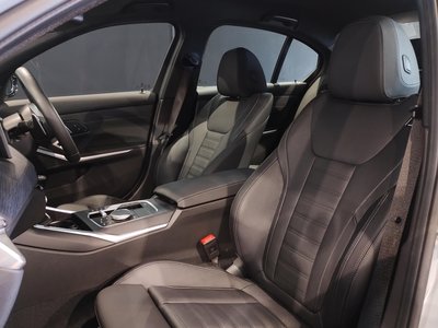 2025 BMW 3 SERIES thumbnail 32