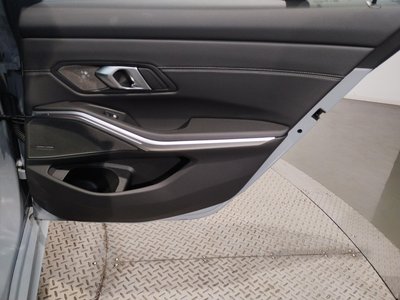 2025 BMW 3 SERIES thumbnail 41